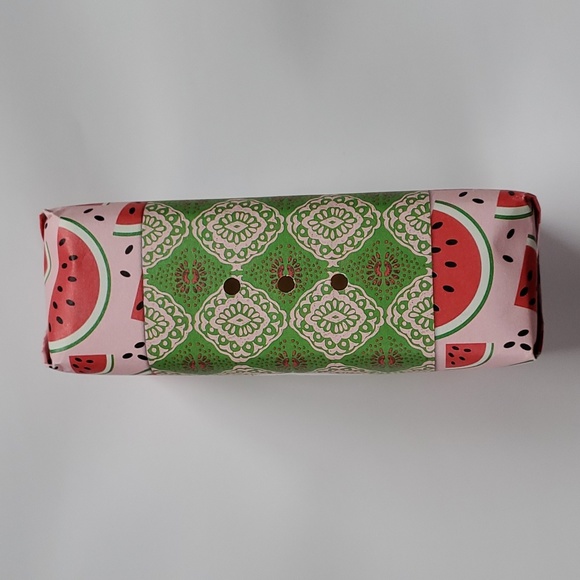 Asquith & Somerset Watermelon Triple Milled Soap - Picture 4 of 5